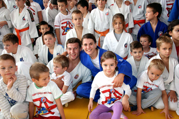 Кимоно у моди овог лета